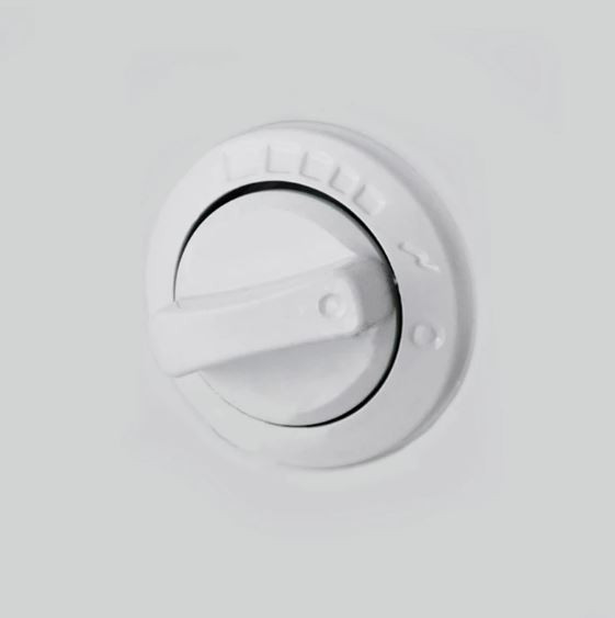 نمای جزئی آبگرمکن دیواری ایران شرق مدل 3020 کیانا